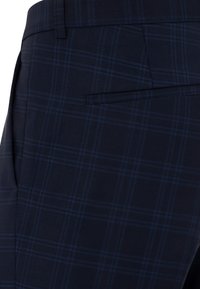 Benvenuto IAGO  - Spodnie garniturowe