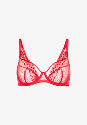 Punainen pitsinen vanutoppi, jossa on kukka- ja geometrisia kirjontakuvioita sekä säädettävät olkahihnat valkoisella taustalla.