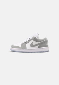 AIR JORDAN 1 - Treniņu apavi - white/wolf grey/aluminum