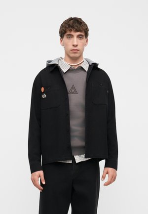 HUF, OLYMPIA HOODED OVERSHIRT UNISEX - Veste en jean - black
