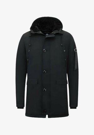 Zwarte jas met een met bont gevoerde capuchon, knopen aan de voorkant, twee zijzakken en een utiliteitszak op de mouw. Soepele textuur en een casual ontwerp.