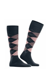 Calze alte fino al ginocchio di colore blu scuro con un motivo a diamante in rosa e marrone, dotate di bordo a coste e sezioni contrastanti per le punte e i talloni.