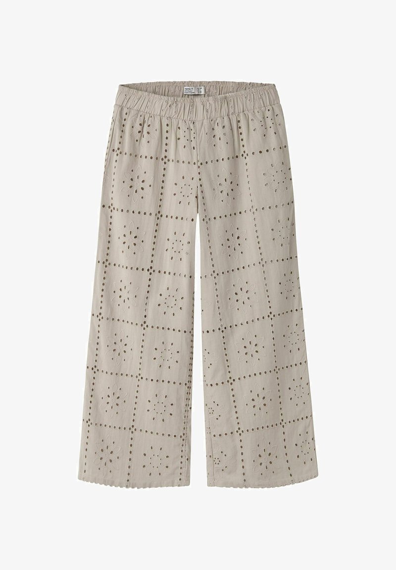 Pantalon beige à jambes larges avec taille élastique et broderie œillets florale en motif quadrillé, réalisé en tissu léger.