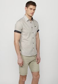 Koroshi SHORT SLEEVE - Marškiniai - gris grey