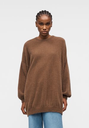 PLUZY - Strickpullover - brun