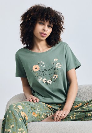 Komplet pižame - green