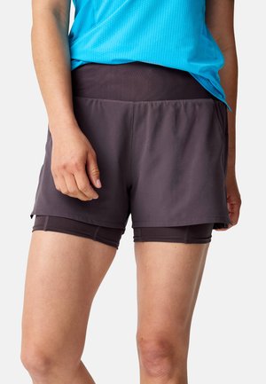 Brooks HIGH POINT 3" 2.0 - Kratke hlače 2 v 1 - dk russet