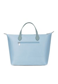 Borsa a tracolla azzurro chiaro con due manici corti e una tasca frontale con zip, esposta su uno sfondo bianco.