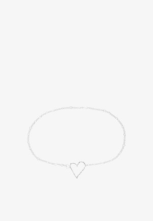 Collana in argento con ciondolo centrale a forma di cuore aperto dal design delicato e minimalista.