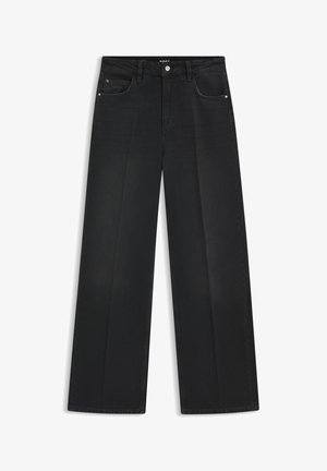 Sorte jeans med vide ben lavet af denim, der har et klassisk design med fem lommer, en knaplukning foran og lige kanter.