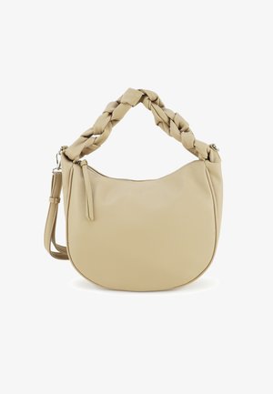 Beige leren handtas met een gevlochten bovenste handvat, een gladde textuur, halve maanvorm, afneembare riem en een ritssluiting detail.