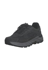Baskets de sport noires et grises avec un design à lacets, un col rembourré et une semelle texturée pour les activités de plein air ou de course.