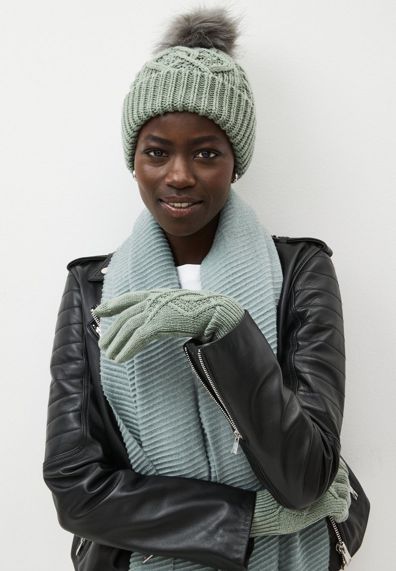 Next POM - Huer - khaki green