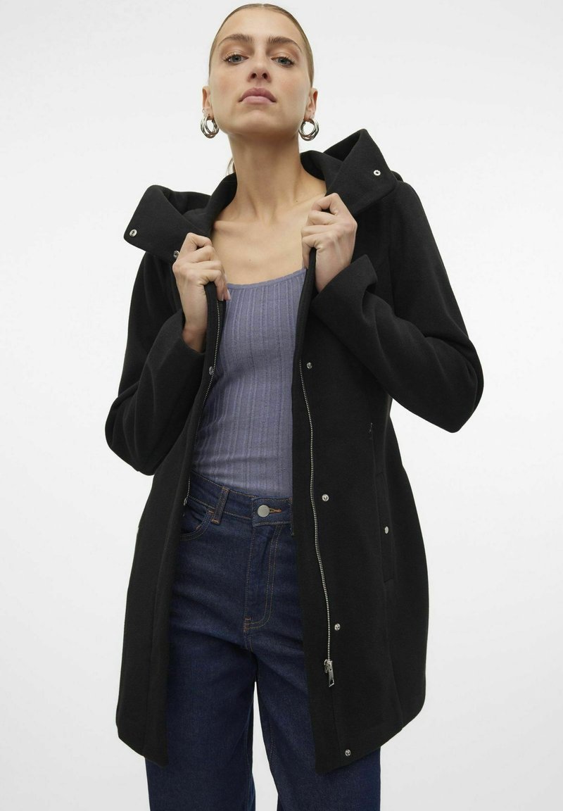 Vero Moda VMSOFTSHELLDONA WRP GA BOO - Cappotto corto - black/nero