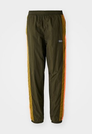 Under Armour ICON TRACK - Tracksuit bottoms - expedition green