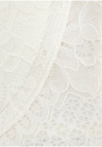 Thumbnail Image 3