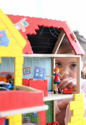 Pippi Longstocking Dukkehuse - bunt
