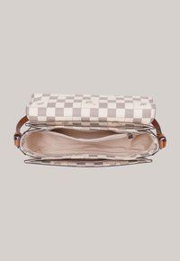 Checkered handbag with beige and gray pattern, leather trim, and a soft interior. Features zip pocket and spacious compartments.