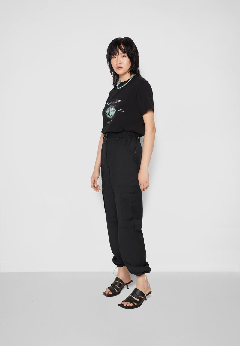 Damen Bekleidung | Han Kjøbenhavn CARGO PANTS Cargohose black/schwarz - KF25937 Damen Bekleidung | Han Kjøbenhavn CARGO PANTS Cargohose black/schwarz - KF25937
