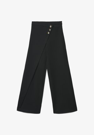 Pantaloni neri a gamba larga con vita alta, caratterizzati da un design a incrocio diagonale e tre bottoni decorativi dorati sulla parte anteriore.