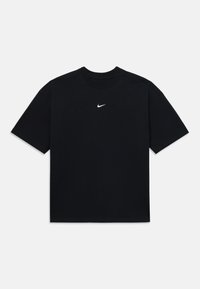 Černé bavlněné tričko s kulatým výstřihem a krátkými rukávy. Malé bílé logo Nike je umístěno na střední části hrudníku.