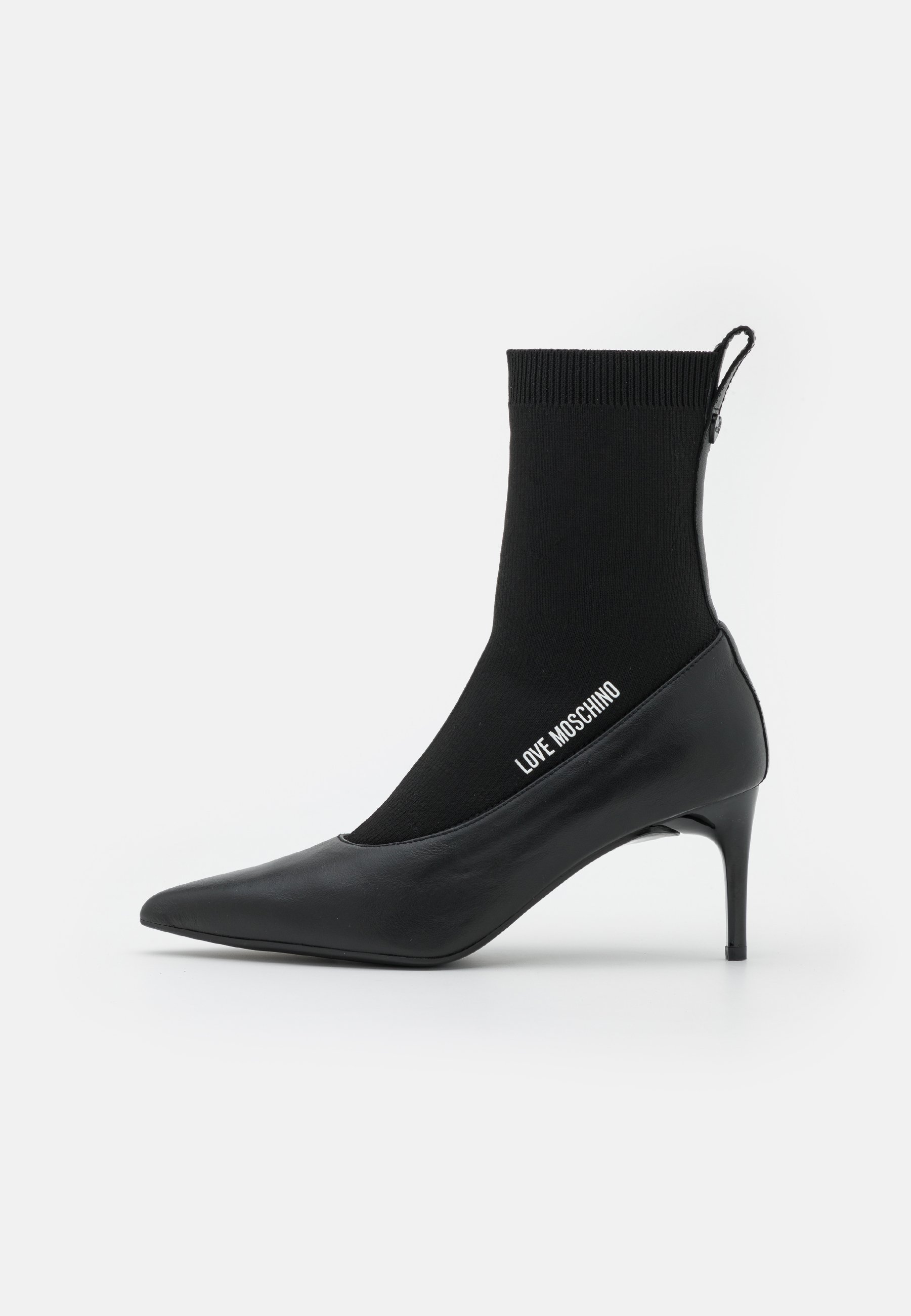 love moschino botines