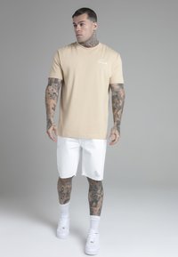 SIKSILK SCRIPT  - Nyomott mintás póló - beige