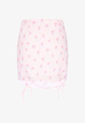 Lichtroze rok met trekkoord, voorzien van een patroon van kleine roze rozen met blauwe stelen, zoom met plooien voor verstelbare pasvorm.