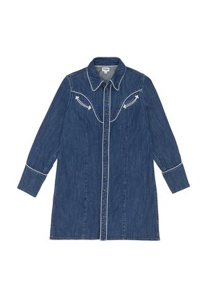 Robe en denim bleu foncé avec des manches longues, devant boutonné, col pointu et coutures blanches en forme de flèche sur la poitrine et les poignets.