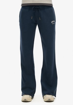 Superdry & Co ATHLETIC ESSENTIALS  FLARE - Pantalones deportivos - richest navy