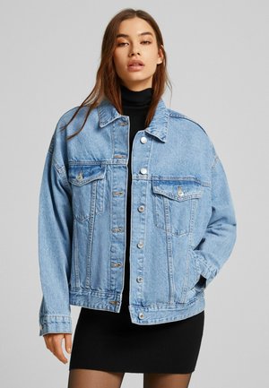 OVERSIZED - Denim jacket - light blue denim