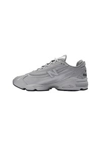 M1000TE - Zapatillas - gris