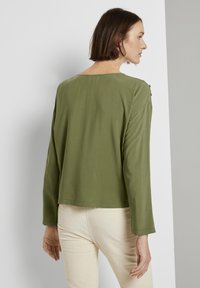 TOM TAILOR DENIM Bluza - moss green