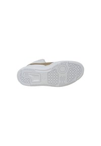 Suola di sneaker bianca con suola in gomma testurizzata. Caratterizzata da una parte superiore liscia in beige, con un motivo circolare vicino al tallone.