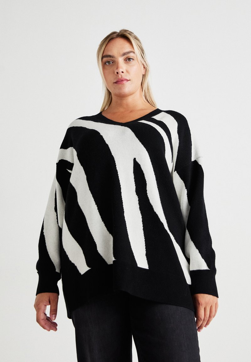 Vero Moda Curve VMCNANCY VNECK LONG  - Jumper - black/birch