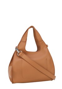 Borsa a mano in pelle color cuoio con forma arrotondata, manici doppi e tracolla removibile. Presenta una superficie liscia e dettagli di cucitura minimi.