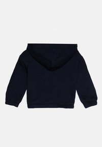 Hoodie blu scuro con cappuccio, polsini elasticizzati e vestibilità rilassata. Realizzato in tessuto morbido con una texture liscia e senza motivi visibili.