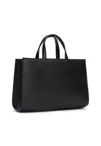 Bolso tote de cuero negro con un diseño estructurado, dos asas cortas, textura suave y sin herrajes exteriores visibles.