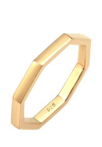 Gold-plattierter sechseckiger Ring mit polierter Oberfläche, auf dem inneren Band mit "925" markiert, gewinkelte Kanten und eine glatte Textur.