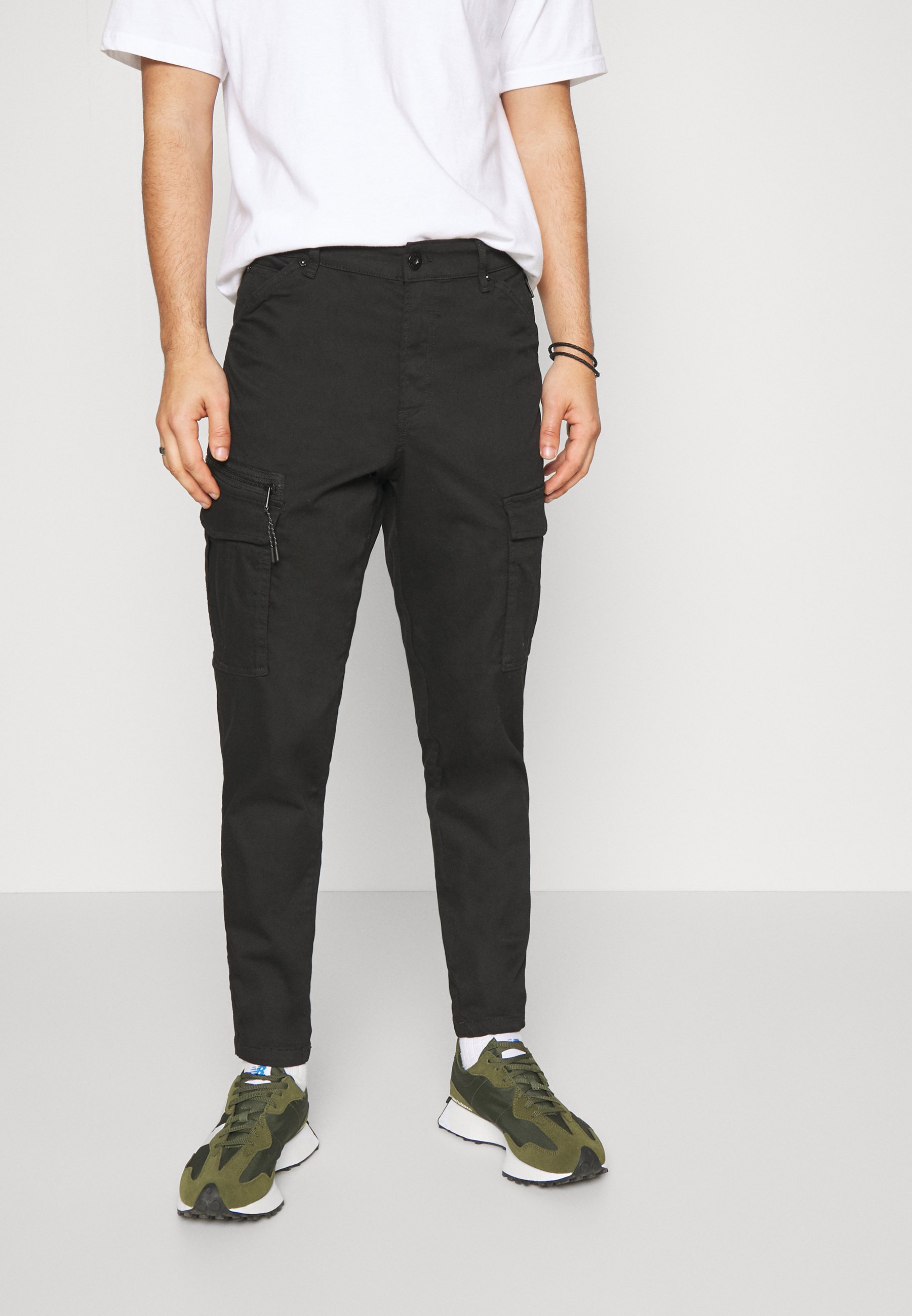 Jack \u0026 Jones JJIACE JJDEX TAPERED - Cargobroek - black/zwart - Zalando.nl