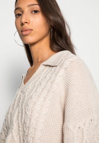 Levi's® MUIR FISHERMAN - Camisola - shearling