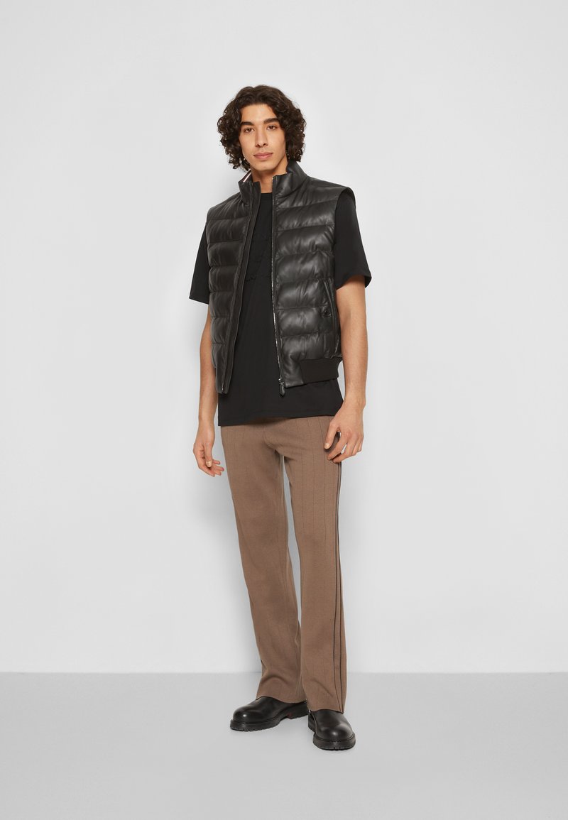 Herren T-shirts & Polos | Bally Weste black/schwarz - VQ53076 Herren T-shirts & Polos | Bally Weste black/schwarz - VQ53076