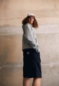 Carhartt WIP - SIMPLE - Šorti - black rinsed Miniatūras attēls 1