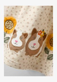 Valgt, natural cream guinea pig