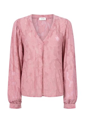 Roze blouse met lange mouwen en een V-hals, voorzien van een textuur met bloemmotief en ruches op de schouders. Zachte, doorschijnende stof met een relaxte pasvorm.