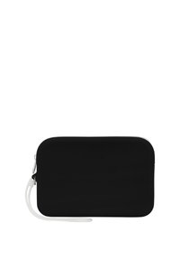 Punguțã rectangularã neagrã, fabricatã dintr-un material moale, cu o curea albã pentru încheietura mâinii și un branding subtil. Texturã netedã, cu margini rotunjite.