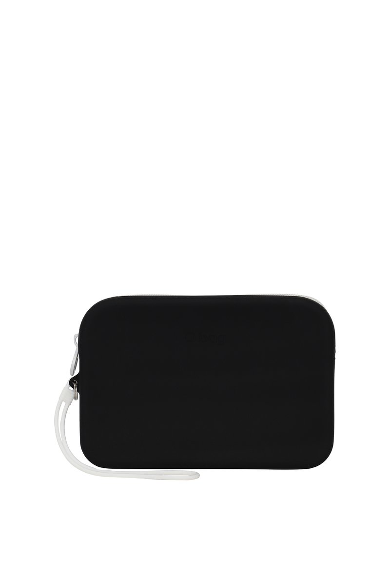 Punguțã rectangularã neagrã, fabricatã dintr-un material moale, cu o curea albã pentru încheietura mâinii și un branding subtil. Texturã netedã, cu margini rotunjite.