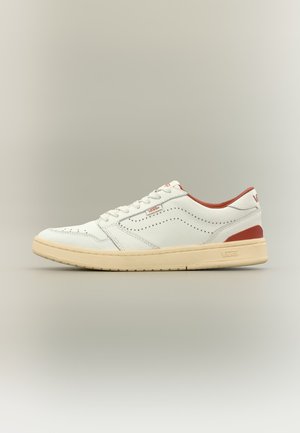 Vans, COURT LOW UNISEX - Sneaker low - marshmallow/burgundy