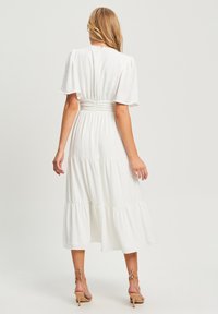 TUSSAH ARIELLE MIDI - Dnevna haljina - white
