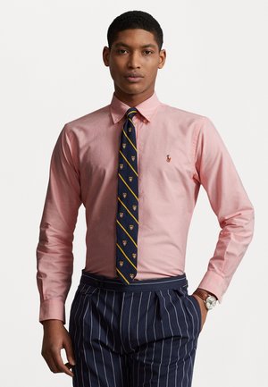 CUSTOM FIT OXFORD SHIRT - Button down-skjorte - pink